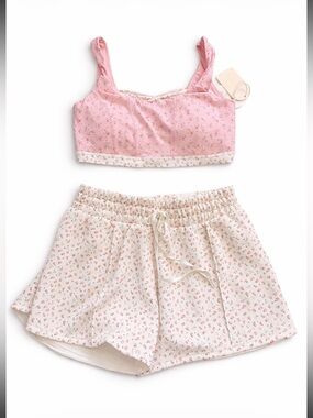 Blogilates bow  back corset bra(1X) and marshmallow dolphin short (2X) set NWT